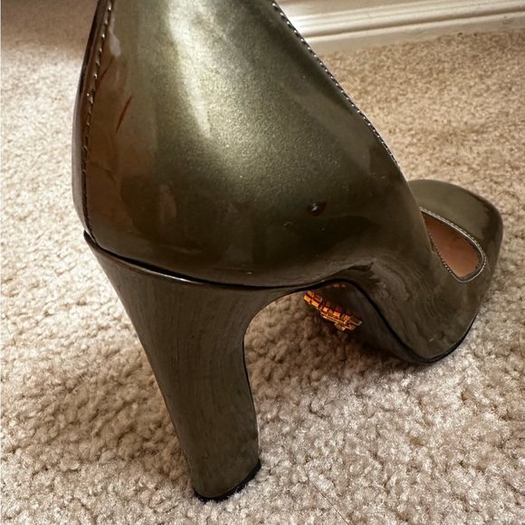 Prada Square-Toe Pump - Picture 9 of 9